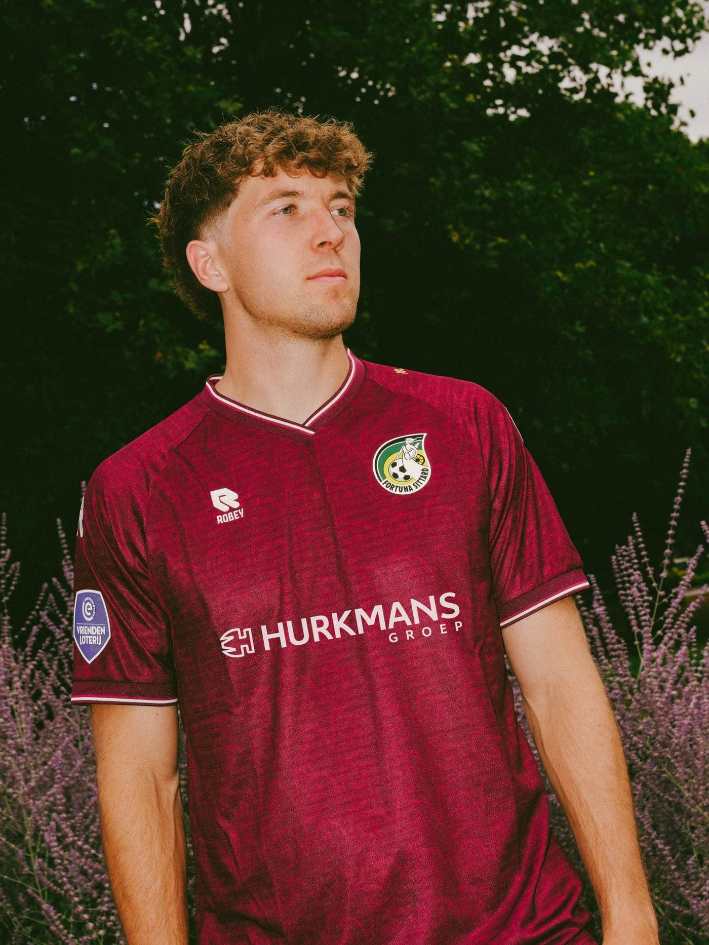 Het Sint Rosa-shirt dat de wereld rond ging