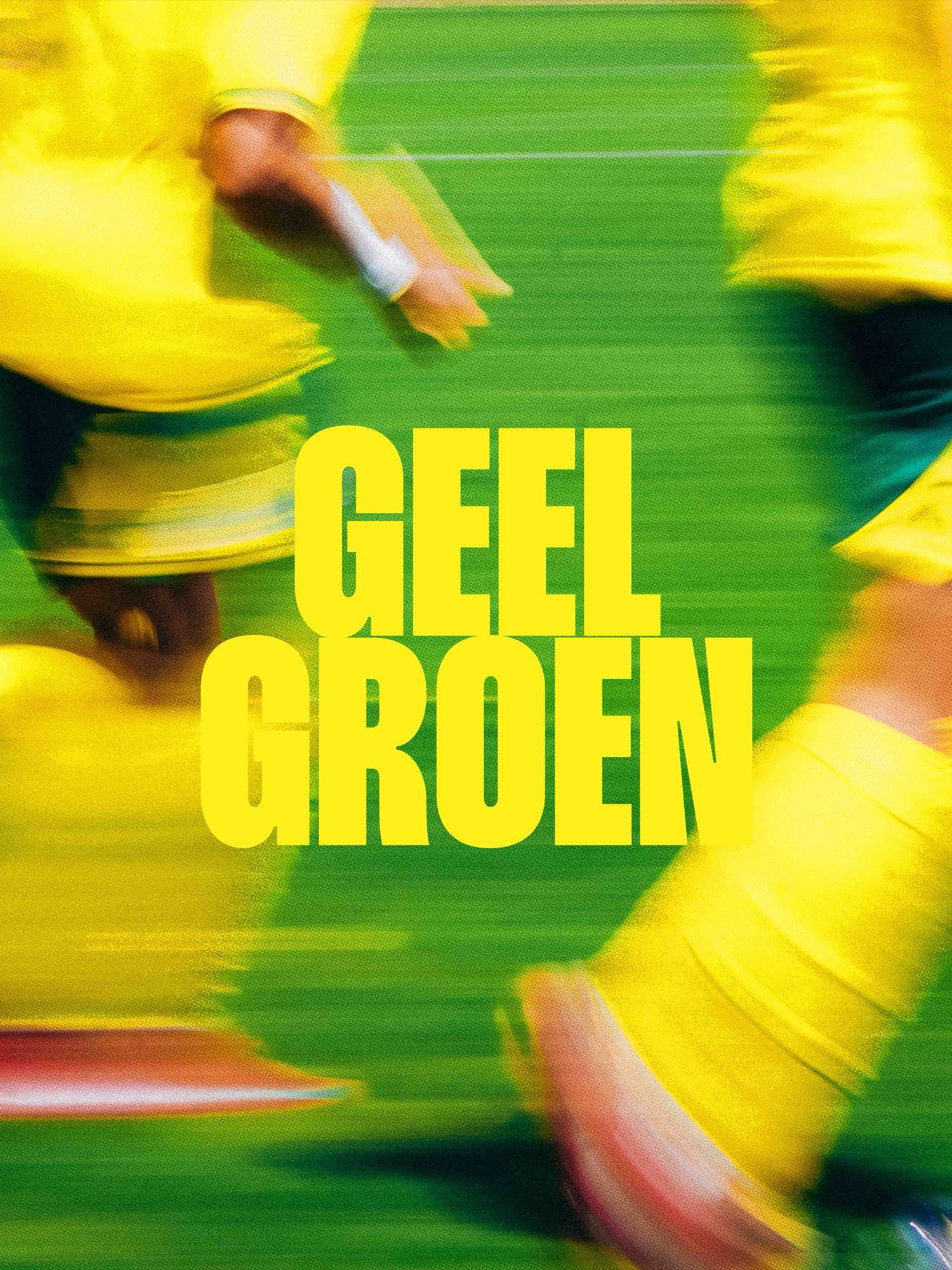 Fortuna Sittard — Geel Groen campagneposter, spelers in motion blur